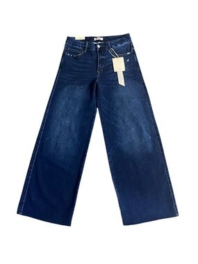 Oneso NWT Wide Leg Dark Wash Women’s size 31 raw hem